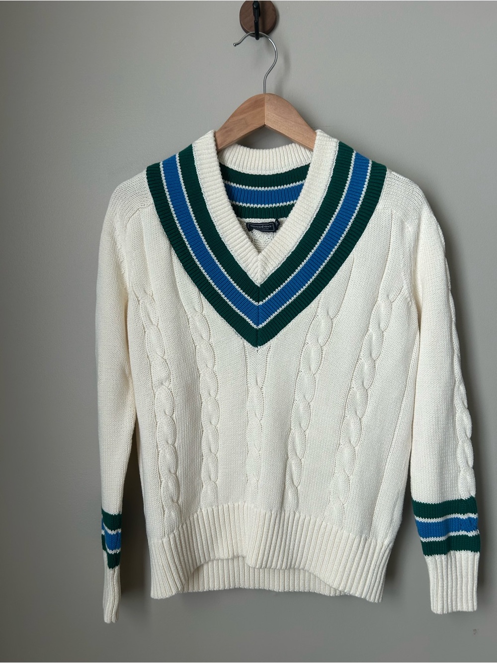 Vineyard Vines Varsity Cable Knit V Neck Sweater Ivory Green Blue XS